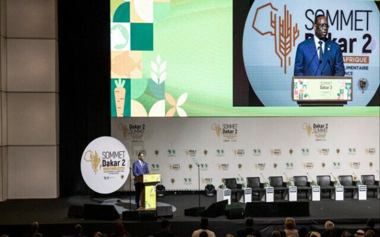 40% de la production agricole perdue en Afrique faute de stockage et de conservation adéquats, révèle Macky Sall