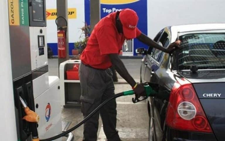 Le Sénégal annonce la hausse des prix des carburants et de l’électricité