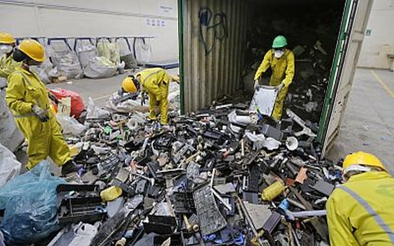 Un réseau de trafic de déchets électroniques vers l’Afrique démantelé en Espagne, 43 personnes arrêtées