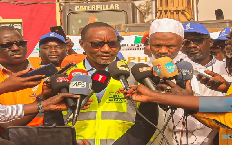 Lutte contre les inondations : Le Sénégal lance officiellement les  opérations de curage et de nettoyage des canaux  