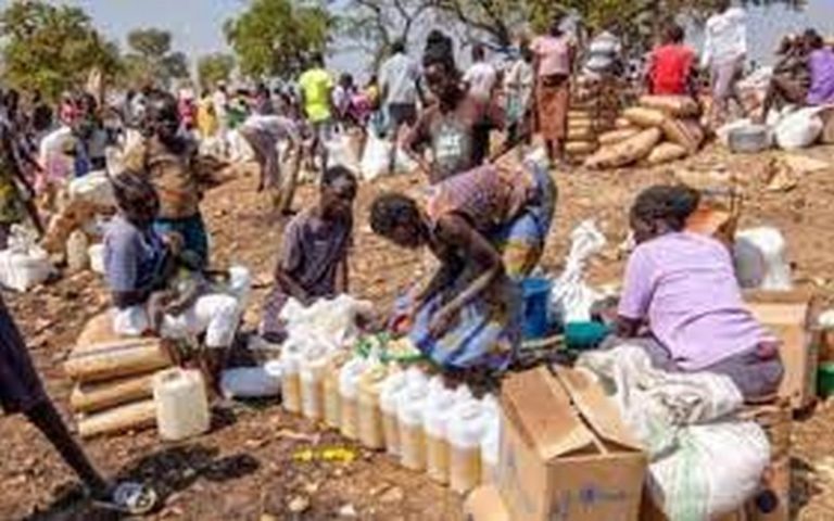 L’Ouganda annonce avoir envoyé plus de 3 millions de kilos d’aide alimentaire pour le nord-est du pays