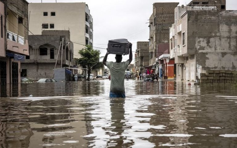 Sénégal : Le gouverneur de la région de Dakar préconise des « mesures exceptionnelles » contre les inondations