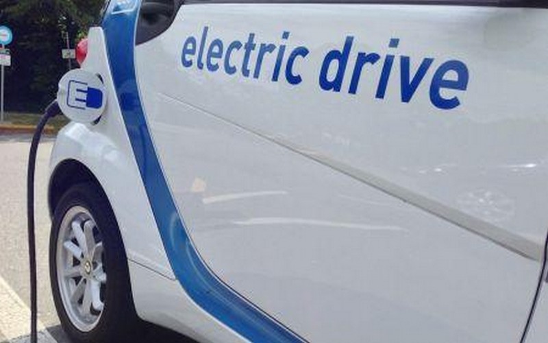 14 millions de véhicules électriques seront vendus dans le monde en 2023, soit une hausse de 35 %, selon un rapport