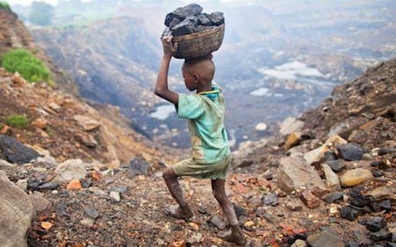 Artisanat minier en RDC : « On a plus besoin d’un esprit coopératif que d’un esprit de critique des uns envers les autres », Hans Merket (IPIS)