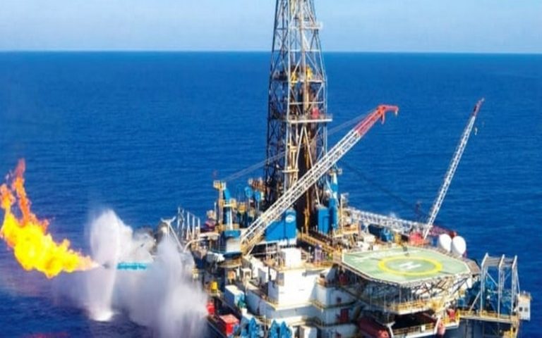 L’opérateur Woodside annonce encore le report de la production des premiers barils au Sénégal