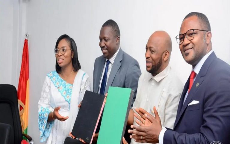 La Guinée et la BAD signent un accord de 28 millions de dollars pour le développement agropastoral, la digitalisation et l’accès aux marchés