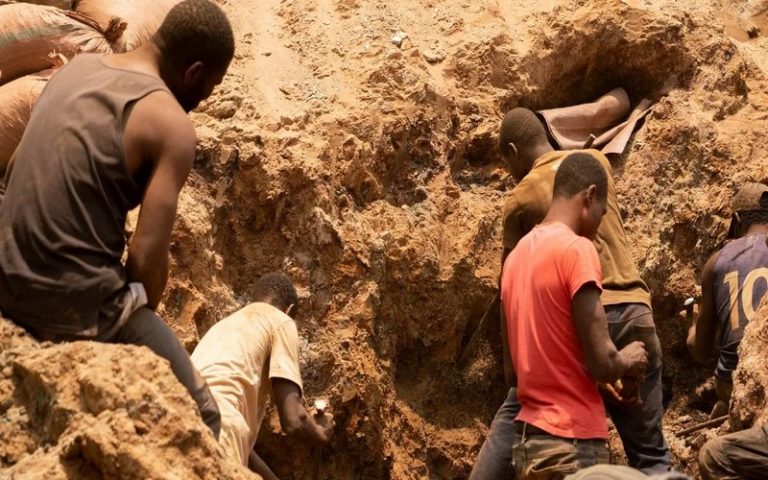 Des compagnies minières accusées de graves violations des droits humains dans le secteur cuivre – cobalt en RDC selon un rapport