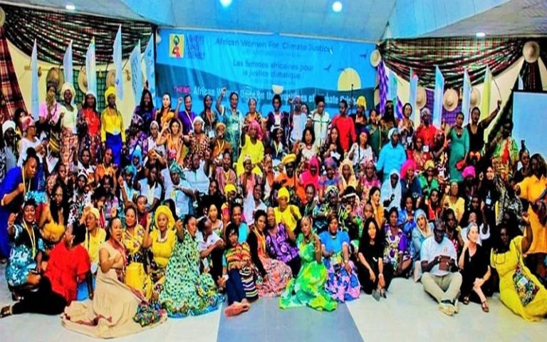 Les femmes africaines s&rsquo;unissent pour la justice climatique, les réparations et les alternatives au développement