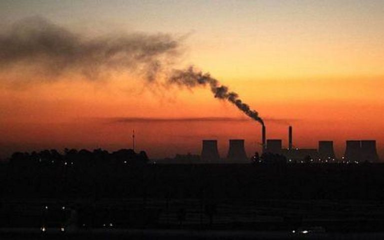 L’Afrique du Sud subira de lourdes pertes économiques et humaines si elle ne parvient pas à réaliser sa transition énergétique (rapport)