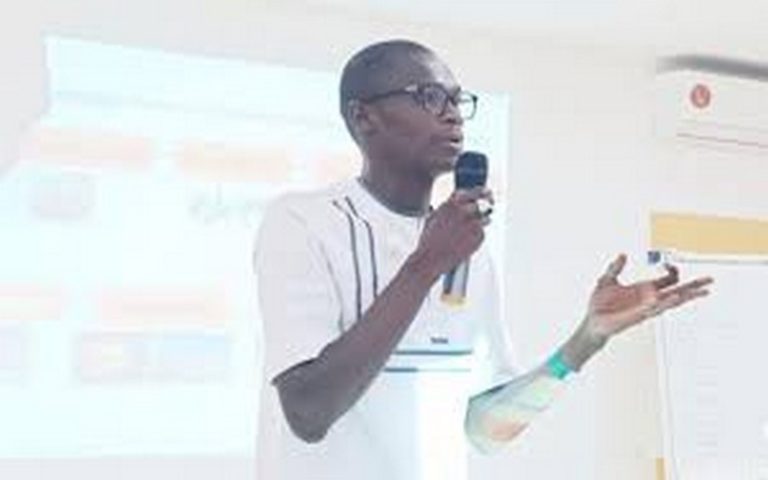 Sénégal : La décharge de Mbeubeuss accueille 3 000 tonnes de déchets par jour, selon un expert