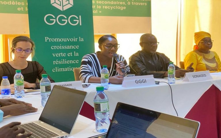 Le Sénégal risque d’être un dépotoir de déchets si rien n’est fait, alerte la DEEC