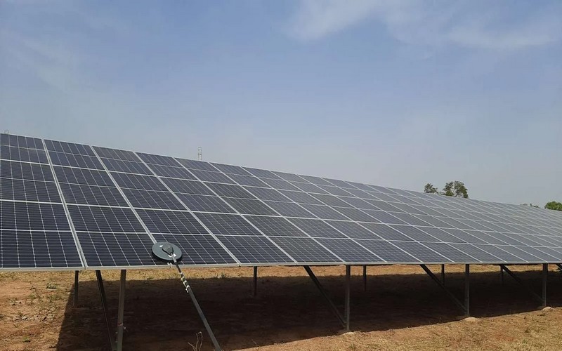 Le Burkina Faso inaugure deux centrales solaires photovoltaïques à Kôdéni et à Pâ