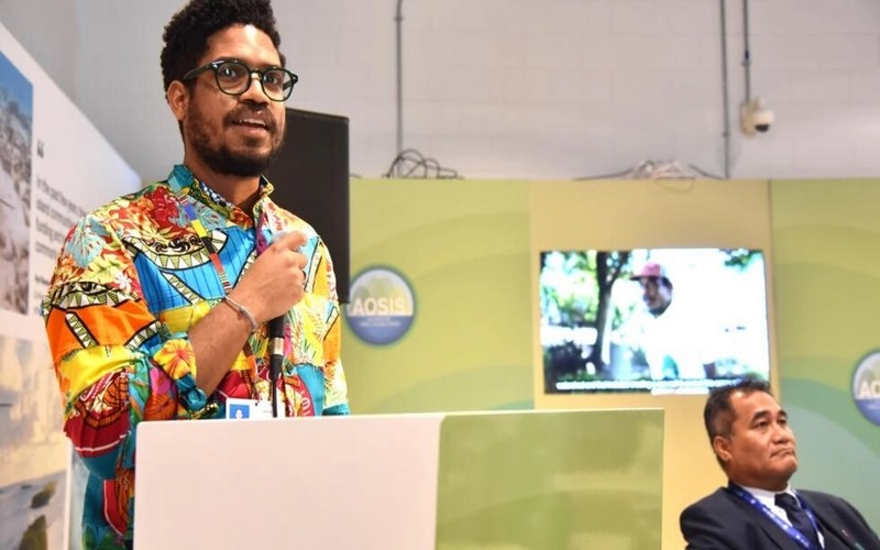 « Nous ne nous tairons pas » après l’adoption du fonds « pertes et dommages », annonce le négociateur des Petites îles à la COP28