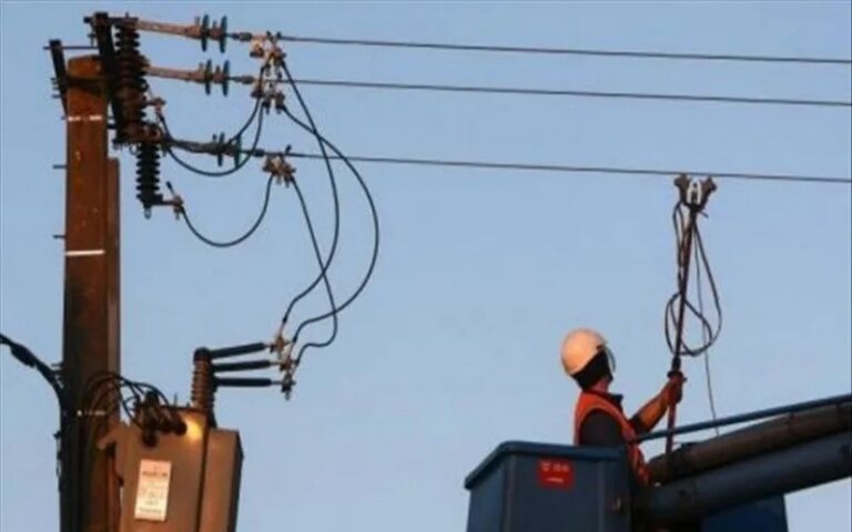 Les États-Unis signent un chèque de 550 millions de dollars pour la fourniture de l’électricité au Sénégal