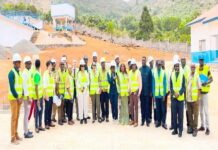 Des administrateurs de la BAD visitent un projet clé dans le secteur de l’eau en Sierra Leone