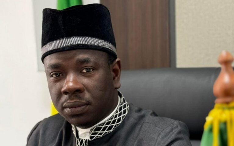 Après la première production de pétrole, le ministre sénégalais de l&rsquo;énergie, du pétrole et des mines se joint à AEW 2024