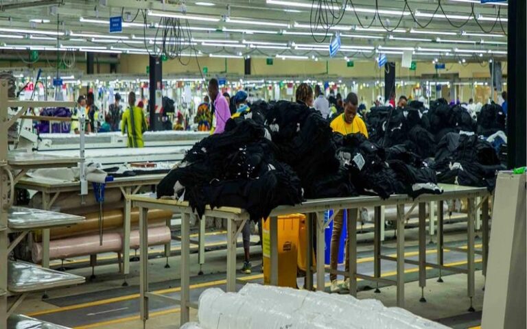 Le Fonds africain de développement accorde un prêt de 14 millions de dollars pour soutenir le développement industriel et la résilience des PME en Guinée