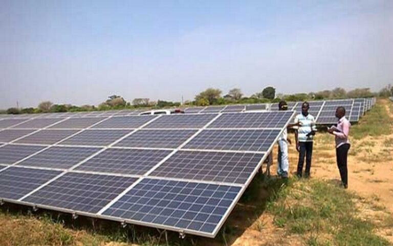 CEDEAO : La production d’énergie solaire photovoltaïque est passée de 5 à 750 mégawatts en 14 ans directeur