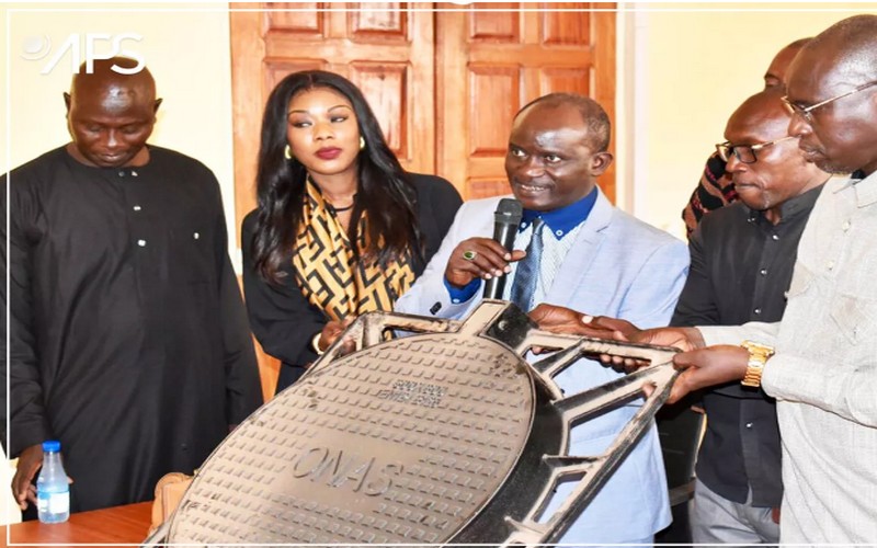 Vers une opération de remplacement de 3 000 couvercles de bouches d’égout au Sénégal