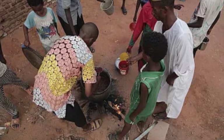 La faim comme arme de guerre pour les belligérants au Soudan, selon l’ONU