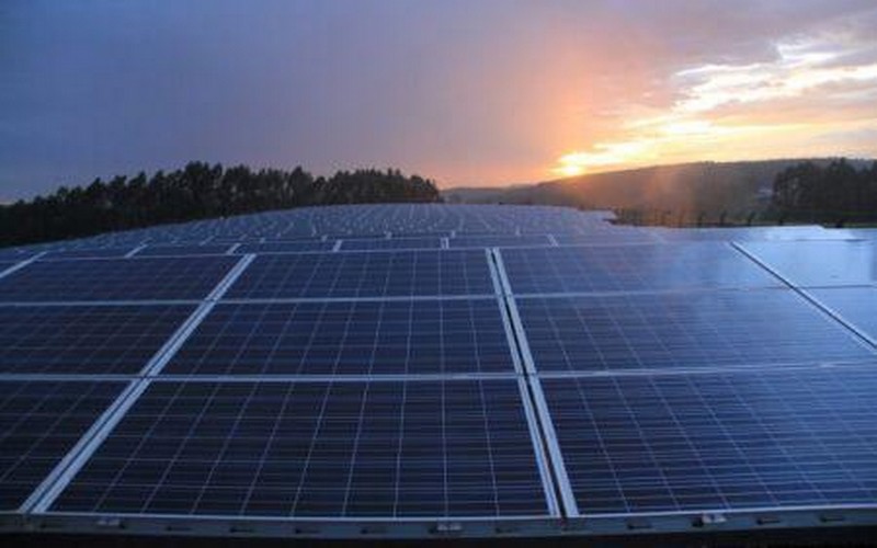 Vers la mise en œuvre d’un projet solaire de 200 MW en RDC