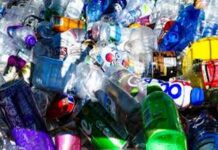 À Busan, en Corée du Sud, les négociations sur le traité contre la pollution plastique accusent un retard inquiétant