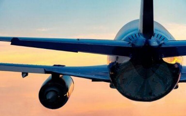Atteindre la neutralité carbone dans l’aviation d’ici à 2050 : Un défi de 174 milliards de dollars annuel, selon l&rsquo;IATA