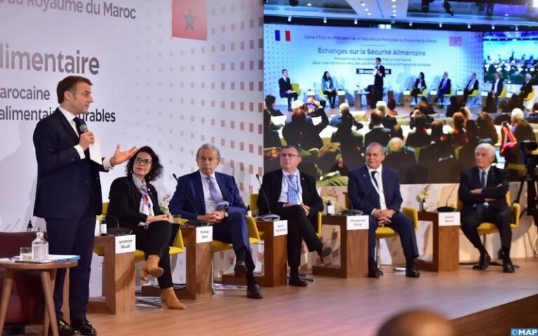 Emmanuel Macron au Maroc : Vers des Systèmes Agricoles Durables en Afrique face aux Défis de l’Eau