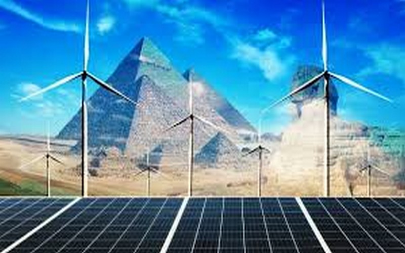 Production d’énergie propre : L’Égypte inaugure une centrale solaire de 500 millions de dollars à Assouan