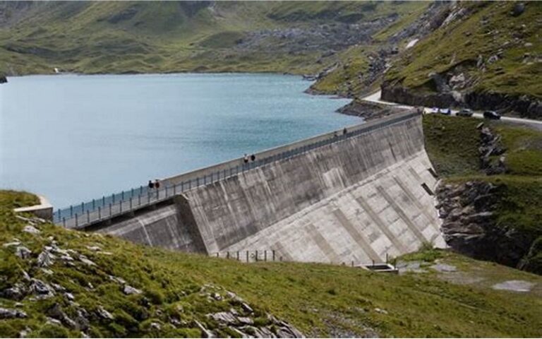 RDC : Le gouvernement finance seul la construction de la centrale hydroélectrique de Grand Katende pour un avenir énergétique durable