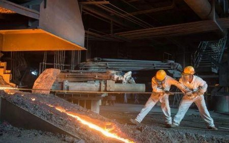 Leçons de l’Indonésie pour l’Afrique : Comment les pays miniers africains peuvent stimuler la transformation locale des minéraux critiques