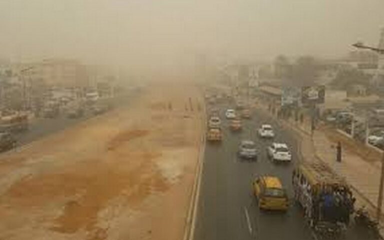 Alerte à la poussière : Tempête de poussière et détérioration de la qualité de l&rsquo;air attendue au Sénégal le week-end du 22 au 23 février 2025