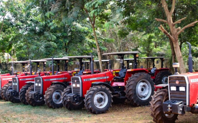 Mécanisation de l’agriculture au Togo : Lancement de nouveaux tracteurs pour booster l’activité des agripreneurs