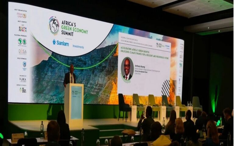 Agenda de la croissance verte en Afrique : Débloquer les opportunités pour un avenir résilient au changement climatique et la transition verte