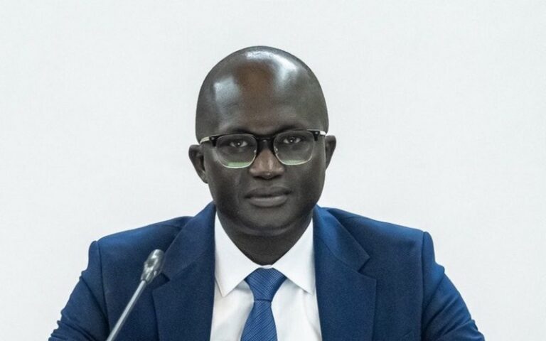 Yankhoba Diémé insiste sur l&rsquo;importance des systèmes d&rsquo;alerte précoce face au changement climatique : une priorité pour le Sénégal et l&rsquo;Afrique