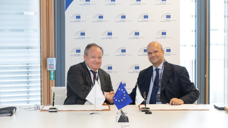 La BEI et le Fonds vert pour le climat scellent un accord inédit : 200 M€ pour lancer un fonds “Green Bonds” de 3 Md€ au service des pays en développement